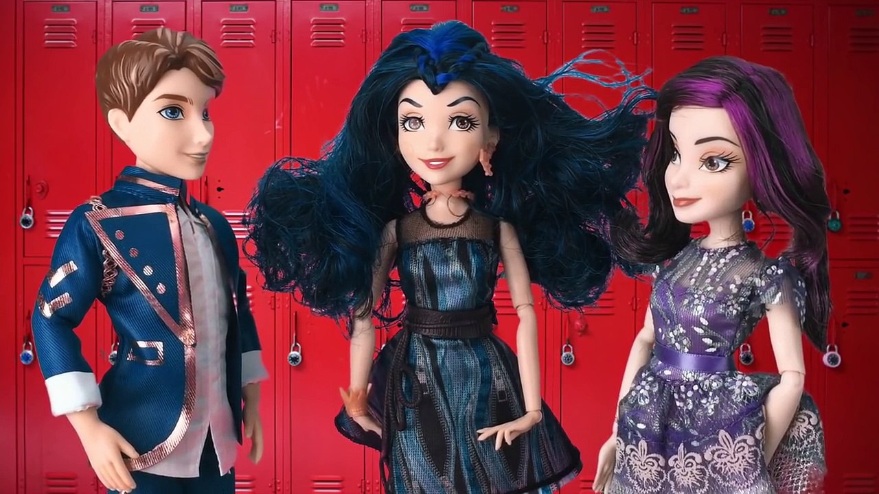 Descendants Mal and Ben Love Spell Series Parts 1-3 with Descendants Evie