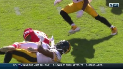 Steelers commit gaffe on Chiefs' safety kick, Kansas City recovers