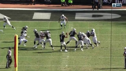 Hayes Pullard intercepts pass tipped off Marshawn Lynch's hands