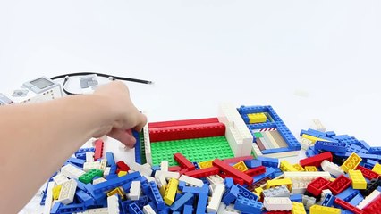 LEGO Yu-Gi-Oh Booster Pack Vending Machine