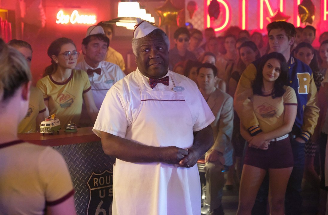 Watch Series Riverdale - Season 2 Episode 2 (NEW SEASON)