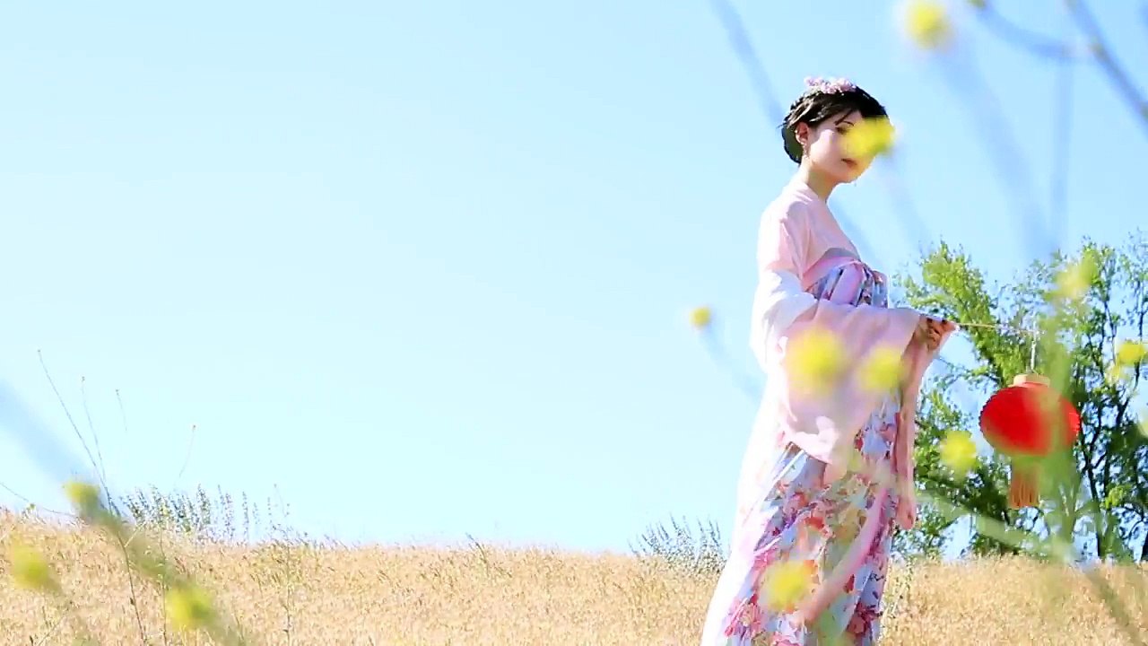 Get Ready With Me | Traditional Chinese Princess in Qixiong Ruqun