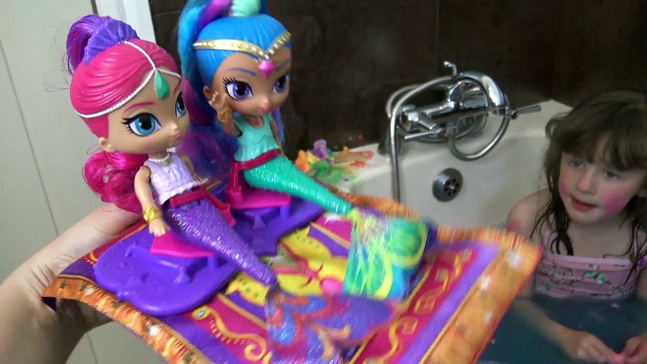 Shimmer and Shine Mermaid Bath Time FUN Shimmer Shine | The Disney Toy Collector