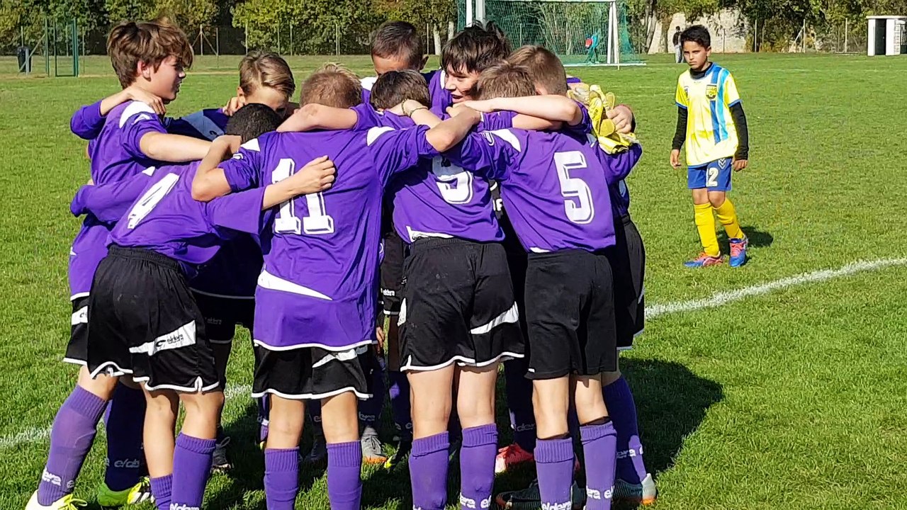 U13 (C2L 1) - 1ERE JOURNEE COUPE DU CHER du 15-10-17 à St Florent leur cri de guerre et la joie de leurs victoires