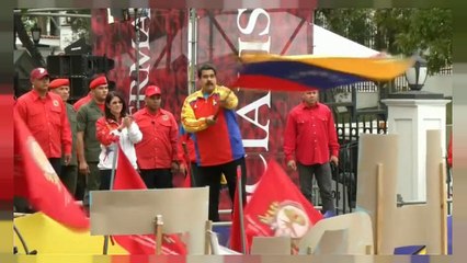 Nicolas Maduro reforça poder