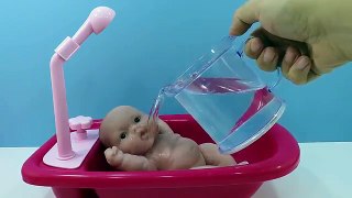 Baby Doll Bath Time Baby doll Potty Training Kids video