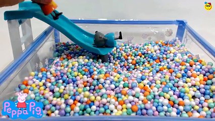 Peppa Pig y sus Amigos en la Piscina de Pelotas