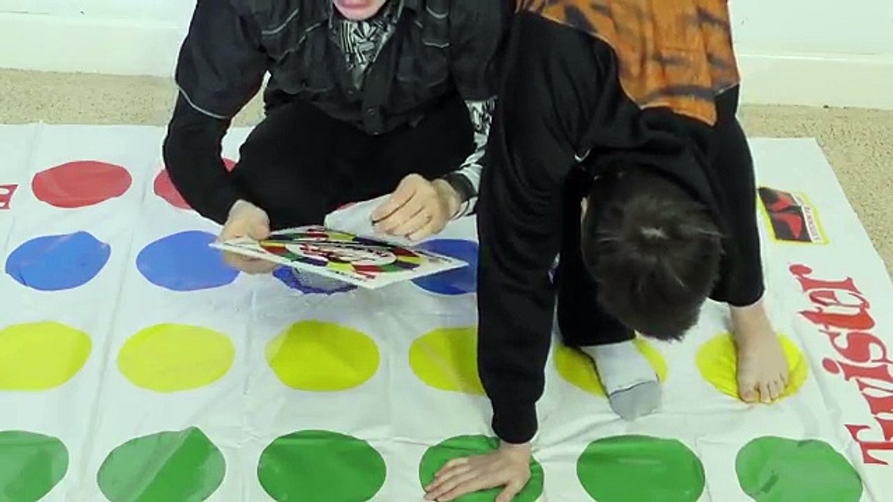 Boyfriend Girlfriend Twister