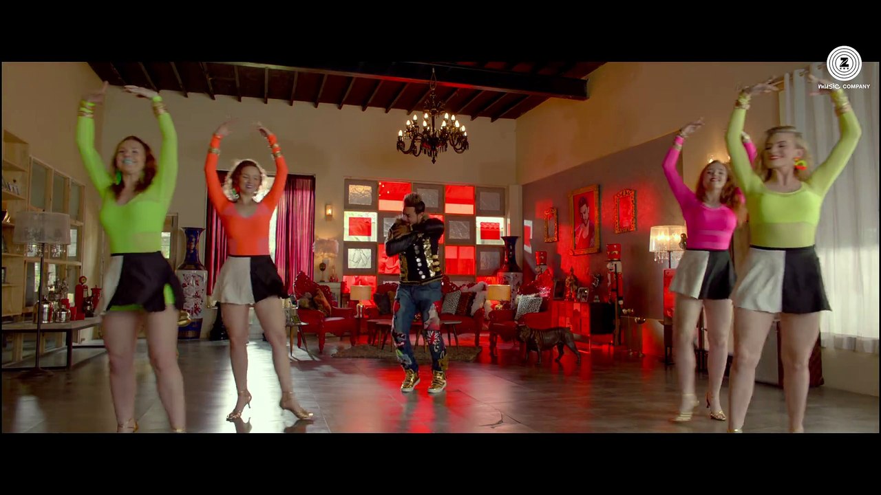 Sexy Baliye  Aamir Khan  Zaira Wasim  Amit Trivedi  Mika Singh  Kausar