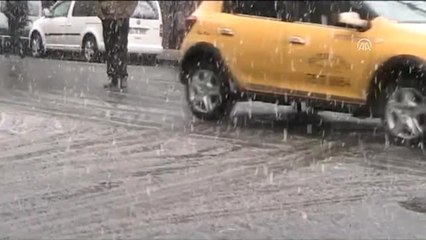 Ardahan Kar Yağışıyla Beyaza Büründü