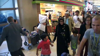 Watch Chelsea Handler SQUIRM When Asked About Harvey Weinstein Scandal