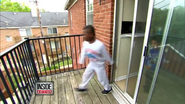 Policajac je odveo porodicu beskućnika i rekao djeci da pokriju oči, a onda uradio nešto nezamislivo