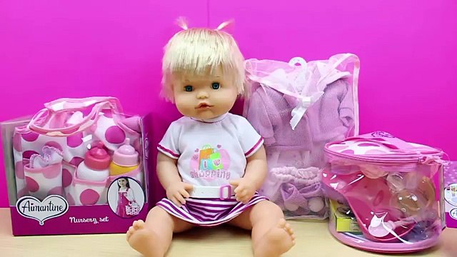 Accesorios nuevos para la muñeca bebé Nenuco | Bolso cambiador y Set comiditas para la muñeca bebé