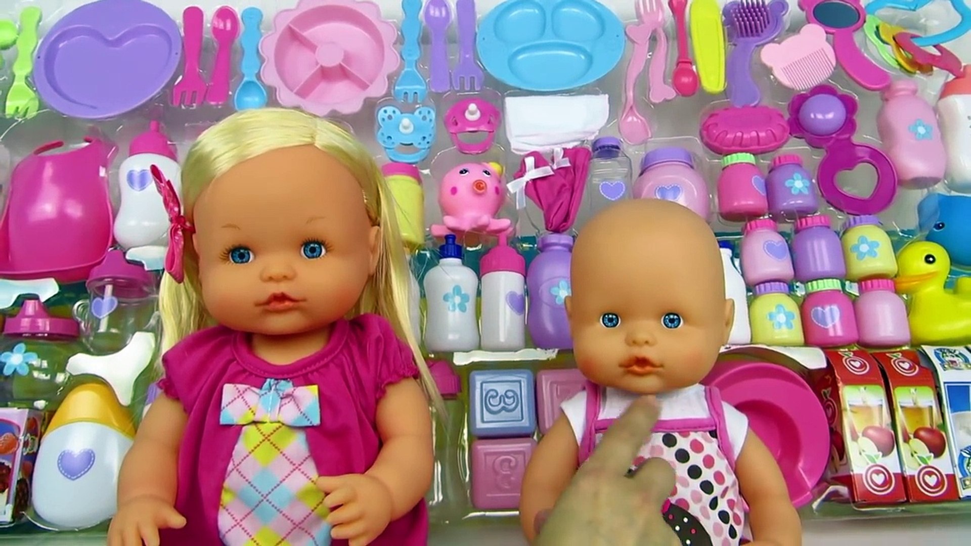 Nenucos En Mundo Juguetes Nenuco Pepa Y La Bebe Nenuco Abren Un Set Gigante De Accesorios Para Bebes Video Dailymotion