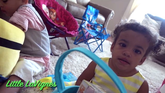 FROZEN ANNA ELSA and MINIONS Easter Baskets Full of SURPRISE EASTER EGGS and TOYS! ~ Little LaVignes