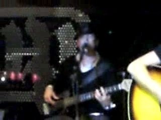 Superbus - Radio Song (live acoustique lyon)