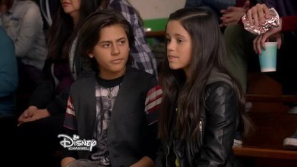 Stuck in the Middle Season 2 Episode 18 Stuck with a Hook, Line and Sinker