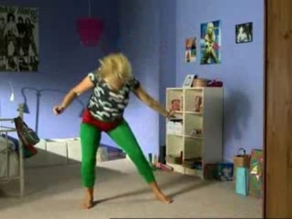 Pourquoi les mères rangent les affaires de leurs enfants ?