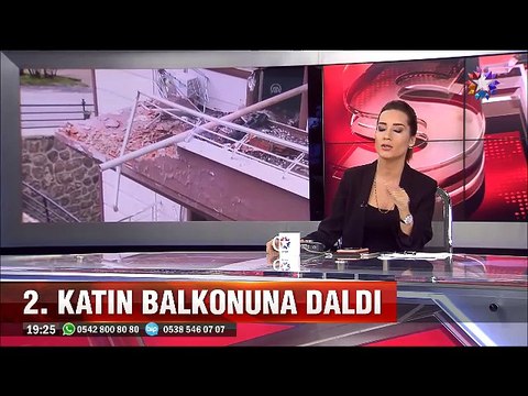 Trabzon'da virajı alamayan otomobil ikinci kattaki eve daldı