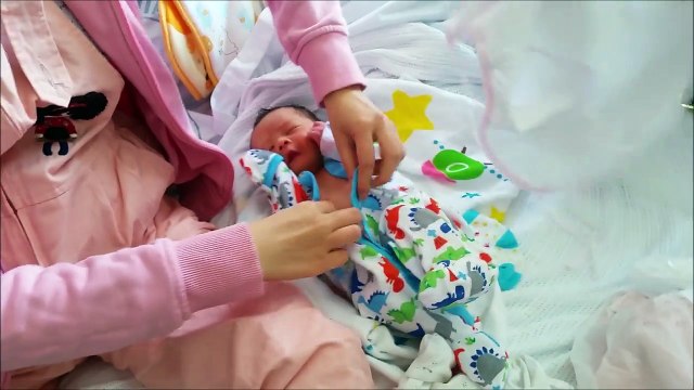 Day7 - Newborn Cute Baby Hiccups, Funny faces, Weigh in, Crying, Choking Milk