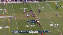 Devontae Booker beats defenders up the middle for 29-yard rush