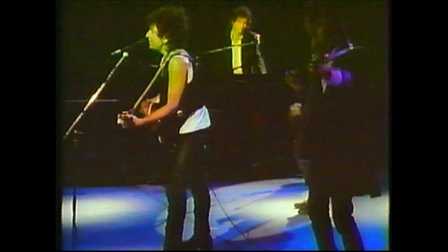 BOB DYLAN & TOM PETTY with THE HEARTBREAKERS - LIVE 1986 - Just Like A Woman