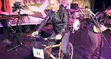 Haluk Levent, Konsere Bisikletle Girerek Bir Kez Daha Herkesi Şaşırtmayı Başardı