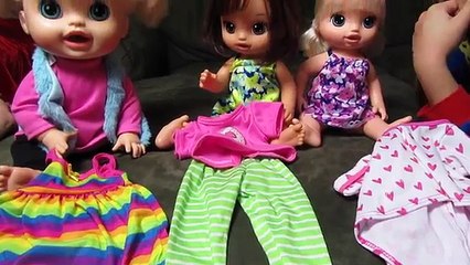 BABY ALIVE Christmas Eve + Real Surprises Doll Sophia + Magical Scoops Doll Skye + Amber + Presents