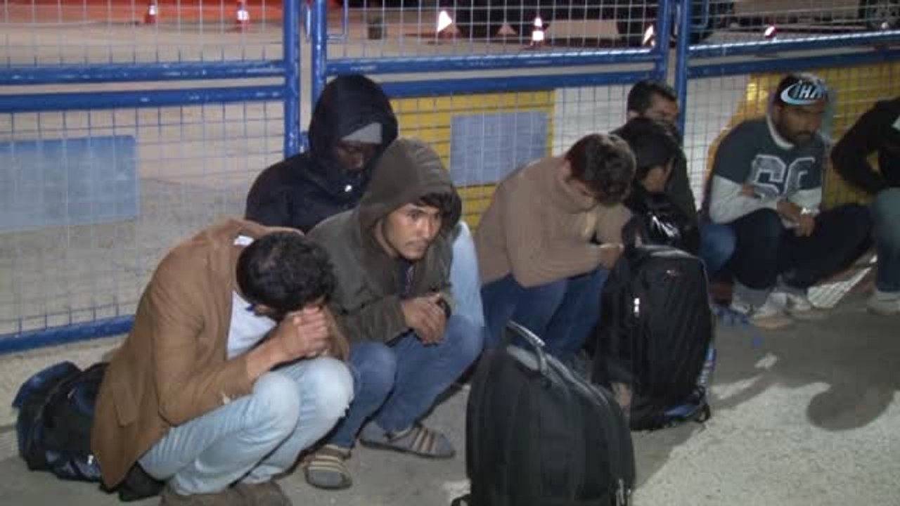 'Asker' Bileti Kesilen Yolcular Kaçak Göçmen Çıktı