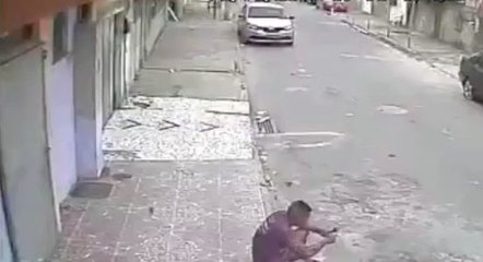 Quand un chien te prend pour un poteau !