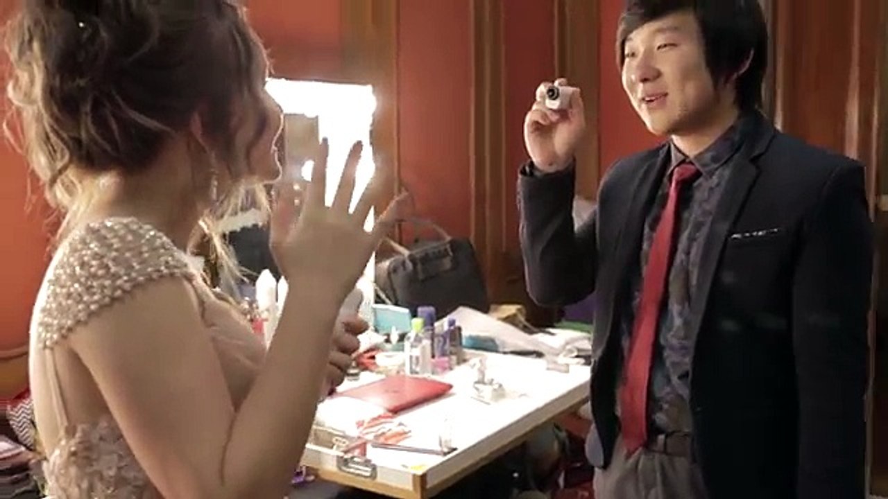 HIPNOSE : JUSTIN BIEBER VISITOU A LARISSA MANOELA ! ( Pyong Lee 294 )