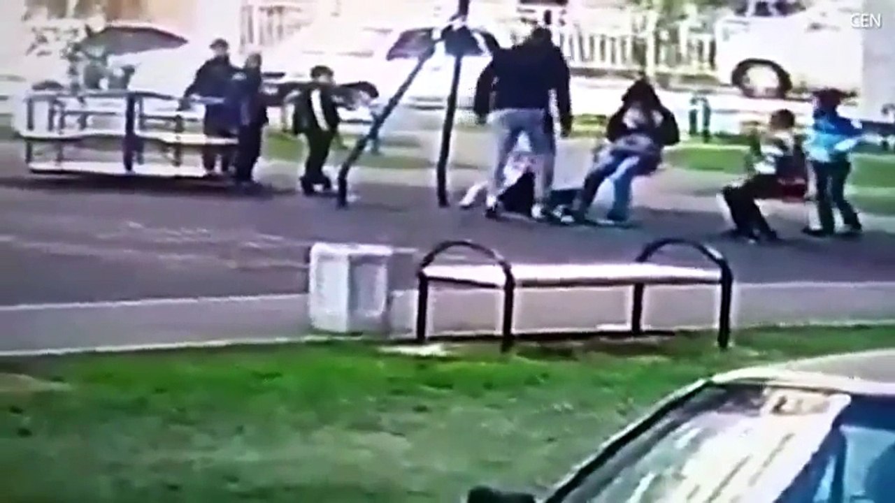 Papa del bimbo bullizzato ha una brutta reazione