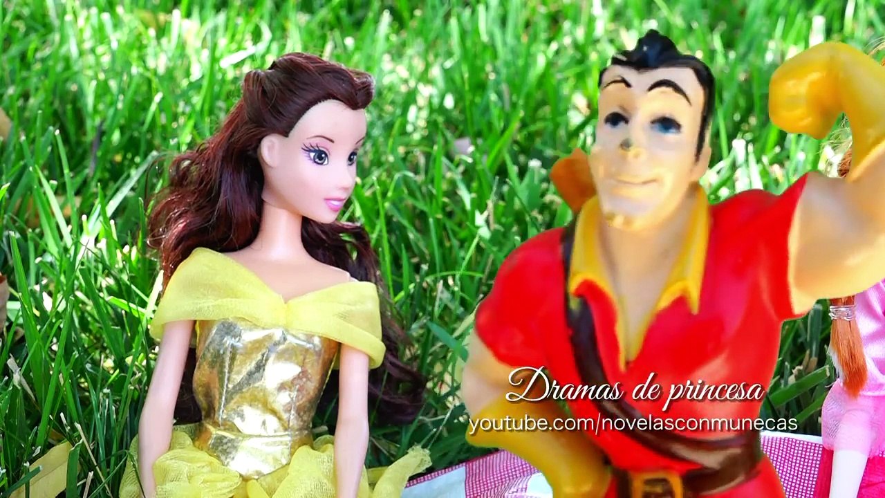 Dramas de princesa Ep. 2 - Serie de Frozen Anna Elsa y princesas - Bella y Bestia en problemas