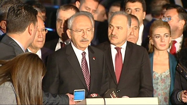 Kemal Kılıçdaroğlu, Deniz Baykal'ı Ziyaret Etti
