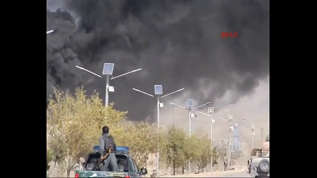Afganistan da polis eğitim merkezine bombalı saldırı: 20 ölü