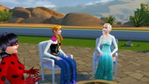 Miraculous Ladybug vira SEREIA com feitiço da Bruxa com Frozen Elsa e Anna na casa da Barbie