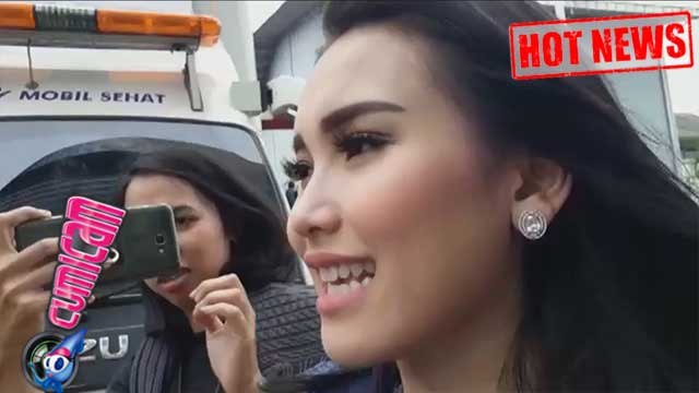 Ini Alasan Ayu Ting Ting Menangis di Panggung Silet Awards - Cumicam 17 Oktober 2017
