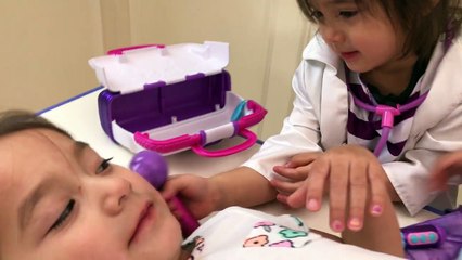 Doc McStuffins Gives Bad Baby a Needle & Checkup at Doctor McStuffins Hospital
