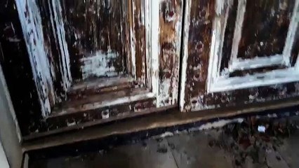 SCARY GIRL CAUGHT ON TAPE (WARNING! MAKES YOU JUMP)