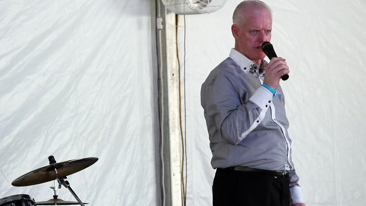 Chris Drummond sings 'Single Shinning Star' Entertainment Tent Elvis Week 2017