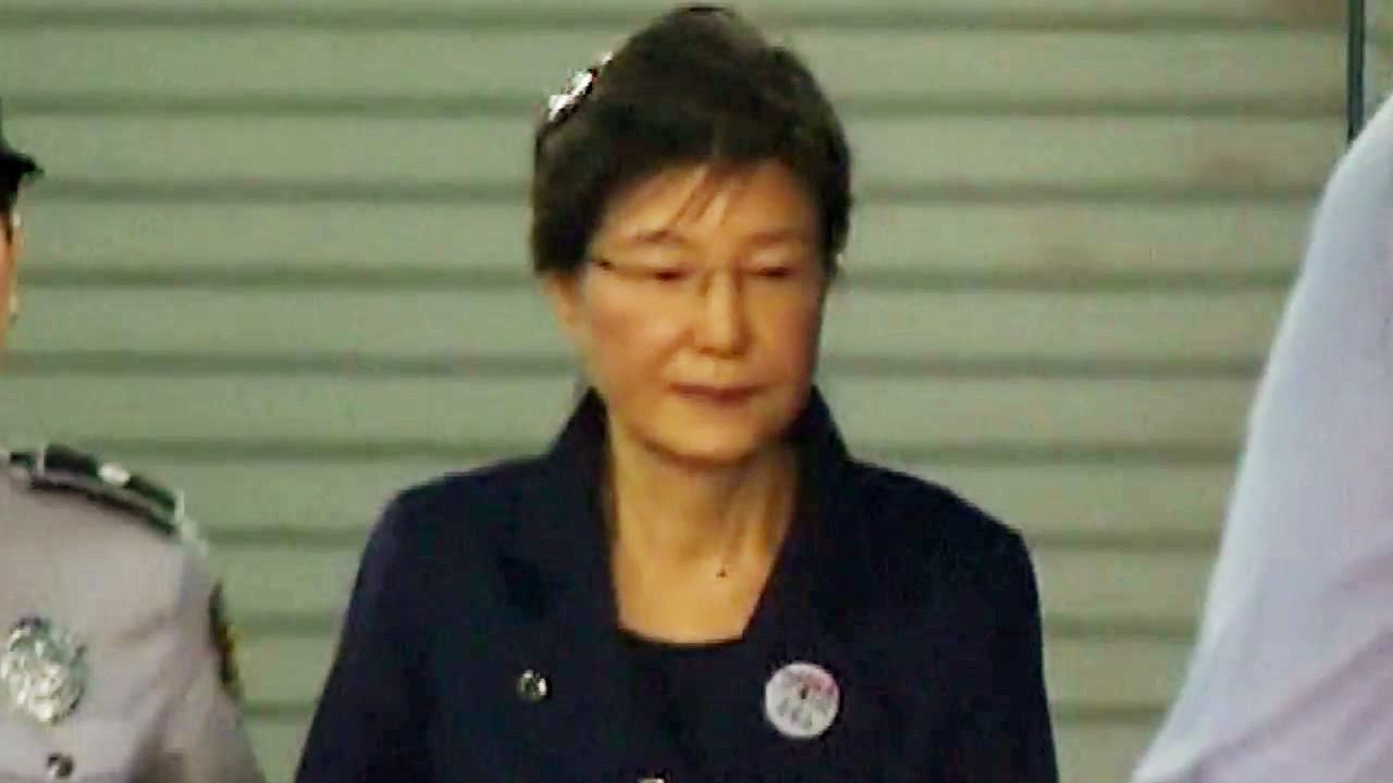 "청와대, 세월호 朴 7시간 행적 조사 막으라 지시" / YTN