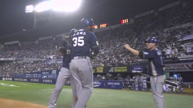 '스크럭스 만루포' NC, PO 1차전 재역전승 / YTN