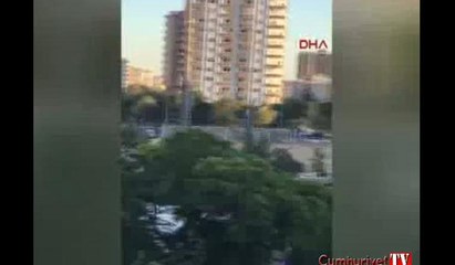 Mersin'de polis servisine bombalı saldırı: Yaralılar var