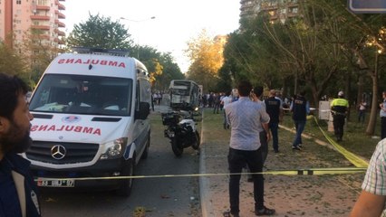 Mersin'de Polis Servisinin Geçişi Sırasında Patlama