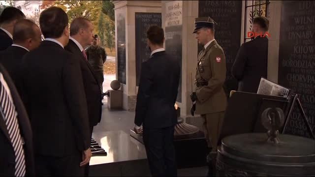 Cumhurbaşkanı Erdoğan Meçhul Asker Anıtı'na Çelenk Koydu 2