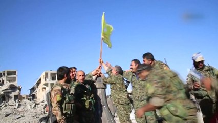 시리아 민주군, IS 수도 시리아 '락까' 탈환 / YTN