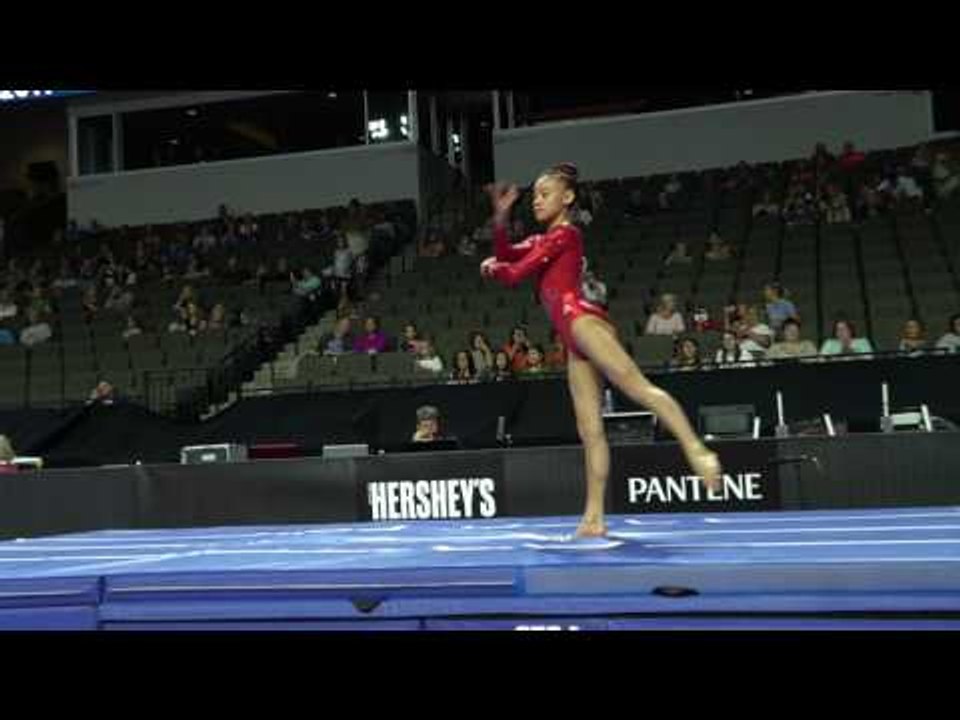 Leanne Wong - Vault - 2017 U.S. Classic - Junio...