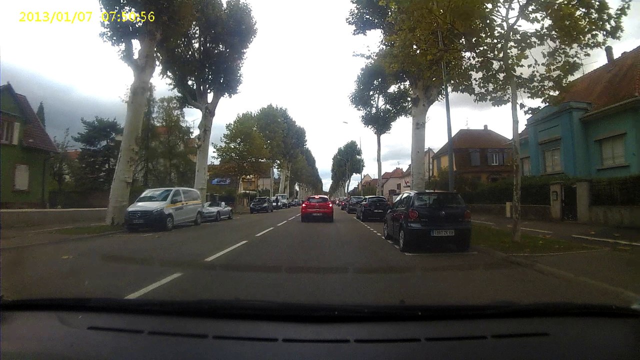 Comment s'appelle le fait de confondre sa droite de sa gauche