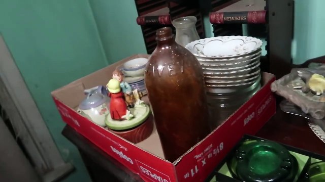 (IT MOVED) 3 AM CHALLENGE IN AN ABANDONED HAUNTED HOUSE WITH A DOLL