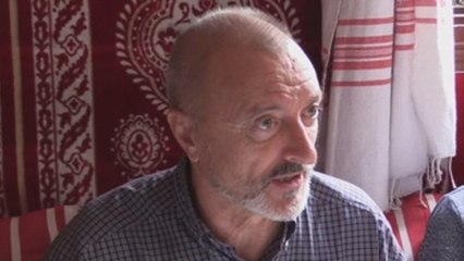 Pérez Reverte dice que la actualidad es tan vulgar que huye de ella